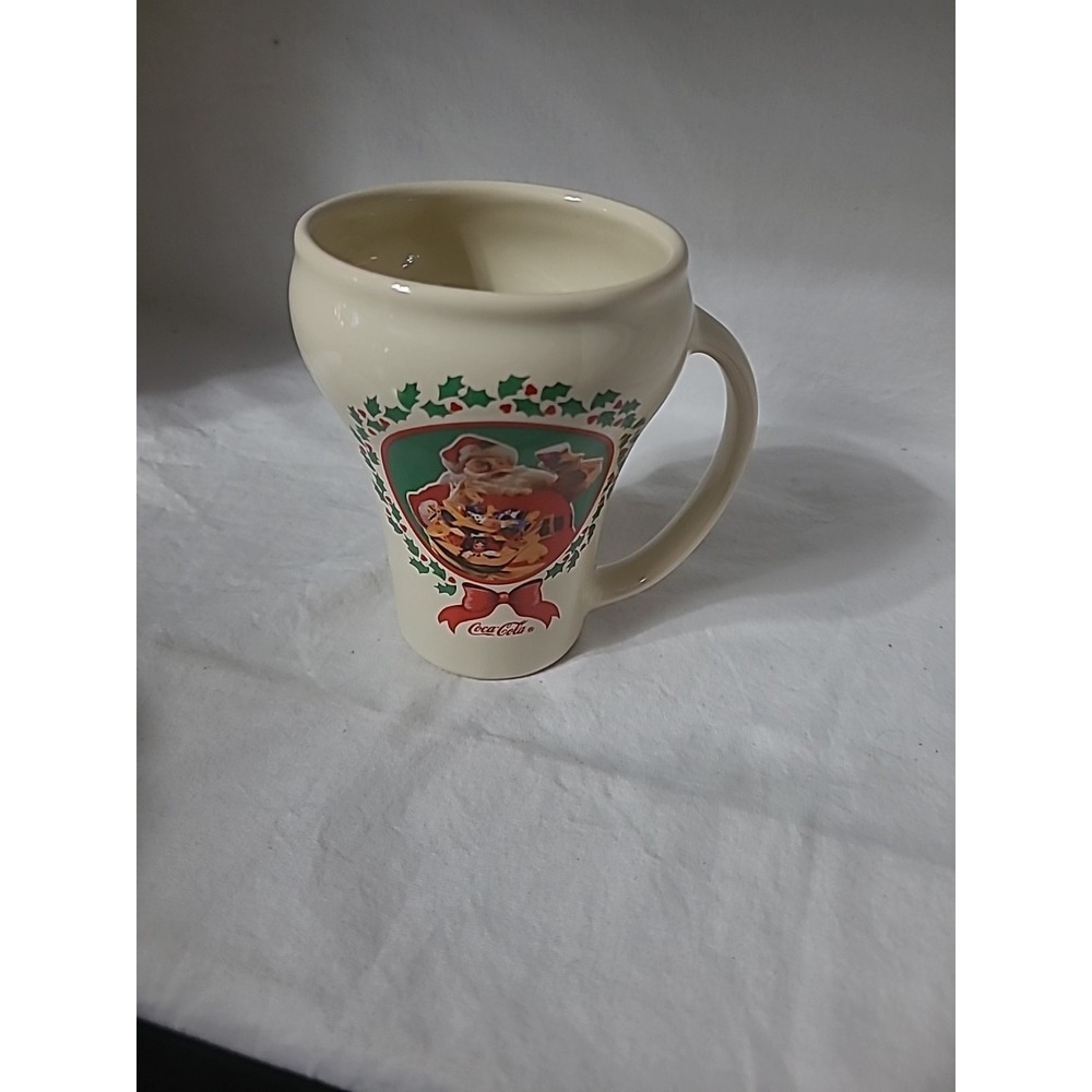 Vintage 1989‎ Coca-cola Christmas Mug With Santa Holding Presents